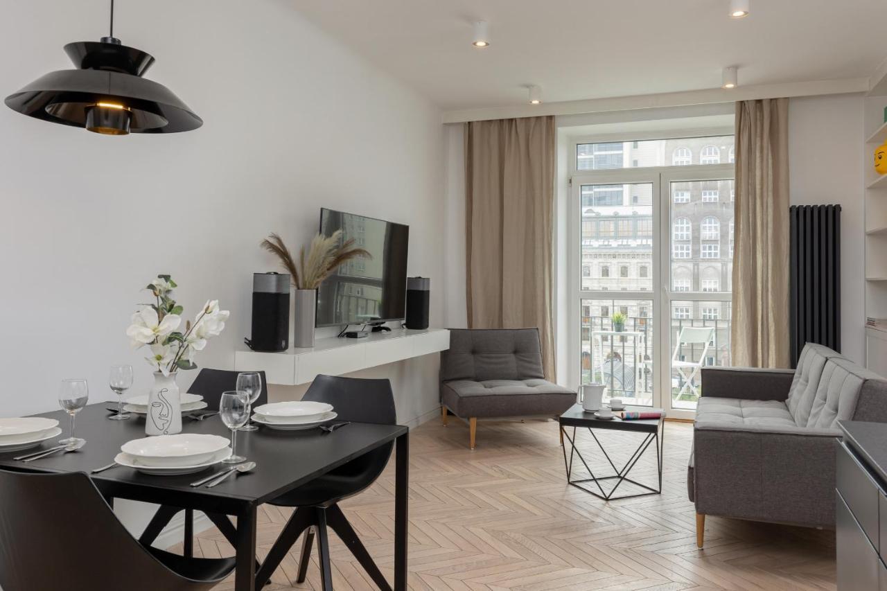 Trendy Apartment Marszalkowska With City View Near Ogrod Saski By Noclegi Renters 바르샤바 외부 사진